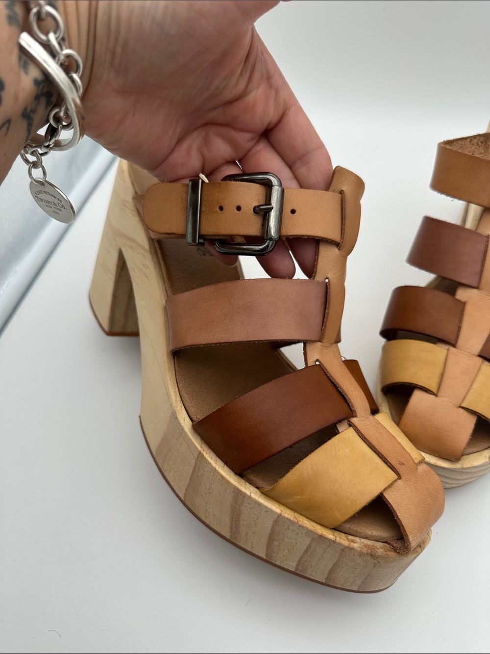 Free People Bellevue Clogs Leather Chunky Wood Fisherman Platform Sandals 39 8.5 - Picture 4 of 16